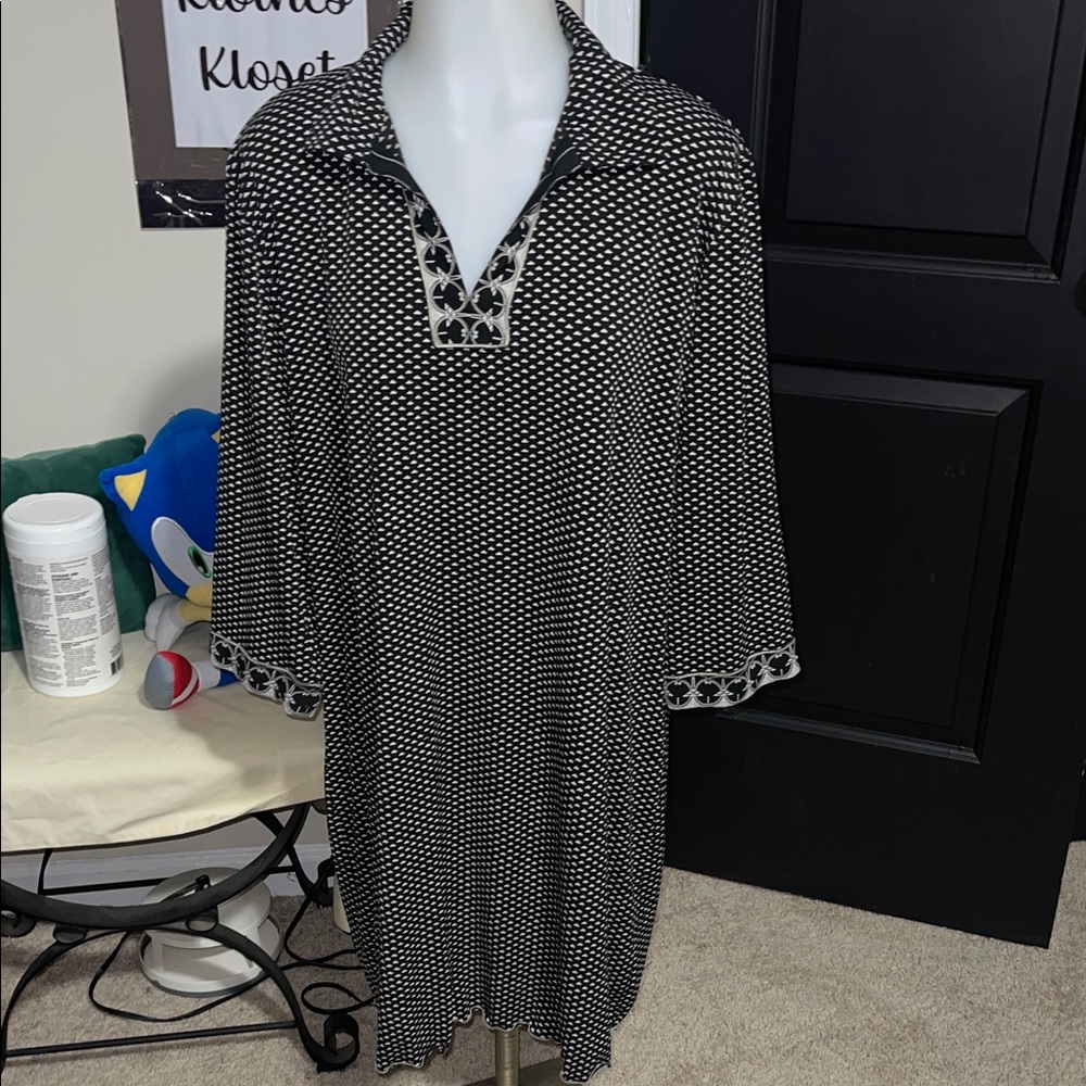 TravelSmith Black and White Patterned Dress